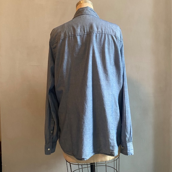 Gap Lightweight Cotton Chambray Tie Front Blouse, Size XL - Picture 2 of 9